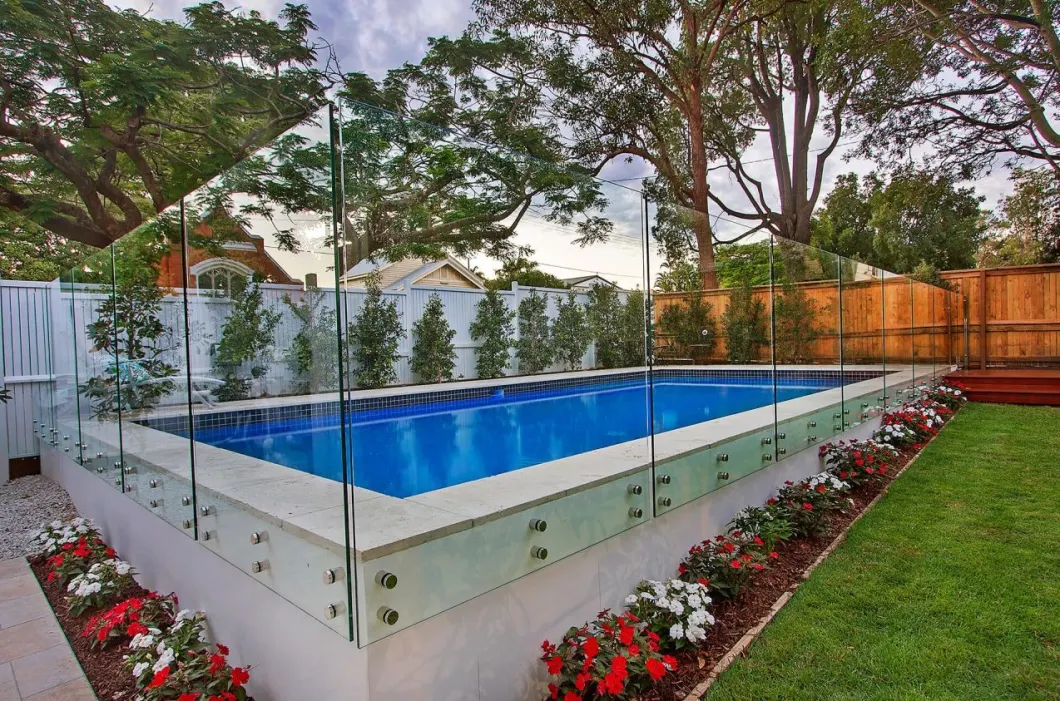 Unique Top Frameless Glass Channel Balustrade System